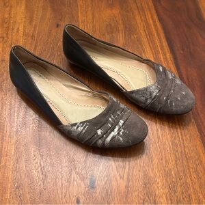 All Black gray suede and black leather flats, size 8